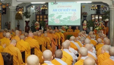 Tăng Ni Q.Gò Vấp bắt đầu khóa An cư kiết hạ Phật lịch 2569