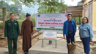 Đại diện Phân ban Dân tộc tỉnh Nghệ An đến khánh thành giếng nước