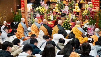 Hàng nghìn du học sinh, sinh viên và Phật tử Việt Nam đang sinh sống tại Nhật Bản trở về chùa Đại Ân đón Tết - Ảnh: Ch.Đại Ân