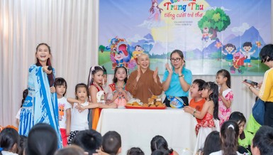 Tết Trung thu của tiếng cười, của tình thân và lòng biết ơn tại chùa Long Phước 