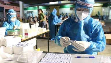 Ngày 3-7: Việt Nam ghi nhận 922 ca Covid-19, TP.HCM vượt mốc 5.000 ca kể từ đầu mùa dịch