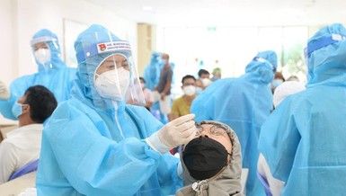 Bộ Y tế đề nghị TP.HCM rà soát lại 150.000 F0 chưa có mã số