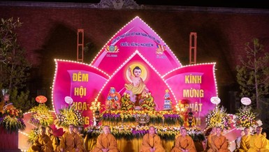 Lễ Phật đản Phật lịch 2566 tại chùa Sùng Nghiêm và thiền viện Trúc Lâm Tây Thiên