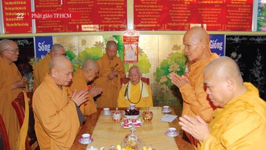 Chư tôn đức giáo phẩm trong một lần khánh tuế Đại lão Hòa thượng Thích Trí Tịnh tại chùa Vạn Đức - Ảnh: Bảo Toàn