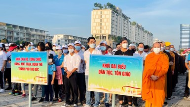 TP.Thủ Đức: Chư Tăng Ni ủng hộ 800 triệu đồng đến Quỹ "Vì biển đảo quê hương - Vì tuyến đầu Tổ quốc"