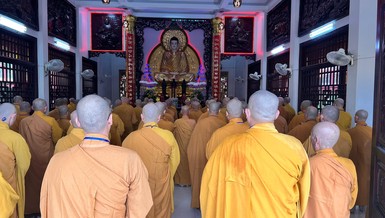 Quang cảnh lễ Tự tứ tại tu viện Tường Vân (huyện Bình Chánh, TP.HCM)