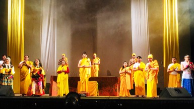 Lòng từ bi sâu sắc của Đức Phật, với những phân khúc về cuộc đời của Ngài đã được kịch hóa một cách khéo léo, truyền nguồn cảm hứng mạnh mẽ cho người xem