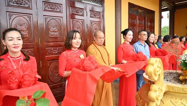 Cắt băng khánh thành ngôi đại hùng bảo điện chùa Mục Sơn (X.Toàn Thắng, H.Gia Lộc, Hải Dương)