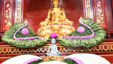 Tôn tượng Phật hoàng Trần Nhân Tông được an vị tại cung Trúc Lâm Yên Tử