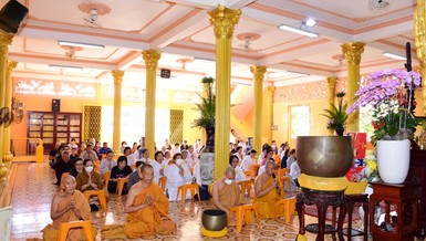 Khóa lễ cầu an tại tịnh xá Lộc Uyển (Q.6, TP.HCM)