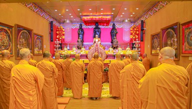 Khóa lễ Bố-tát tại chùa Phật Bửu (xã Phú Hòa Đông, H.Củ Chi)