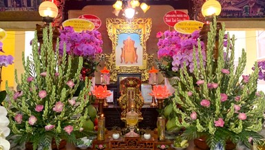 Giác linh đài Hòa thượng Thích Thiện Tài tại chùa Linh Bửu (Q.8, TP.HCM)