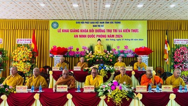 Chư tôn đức chứng minh buổi lễ