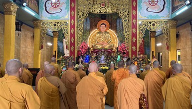 Lễ Bố-tát của chư Tăng tại trường hạ chùa Tuyền Lâm