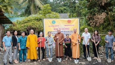 Lễ khởi công xây dựng nhà ở cho hộ nghèo tại H.Quan Hóa, sáng 21-11