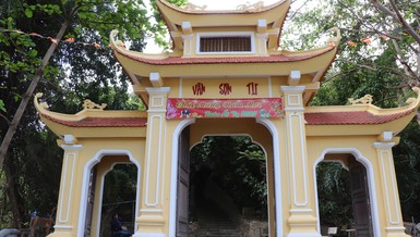 Di tích Vân Sơn tự là công trình kiến ​​trúc mang đậm bản sắc văn hóa truyền thống của dân tộc Việt Nam