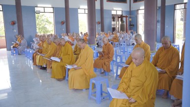 Chư Tăng Ni tỉnh Ninh Thuận tham dự phiên họp triển khai các hoạt động Phật sự sắp tới