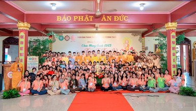 Khóa tu tuổi trẻ Tháng tư trăng về tại chùa Quảng Đức (P.Phước Hội, thị xã La Gi, Bình Thuận)