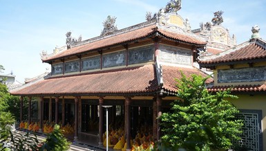 Lễ Bố-tát của chư Tăng được cử hành tại tổ đình Từ Đàm (TP.Huế)