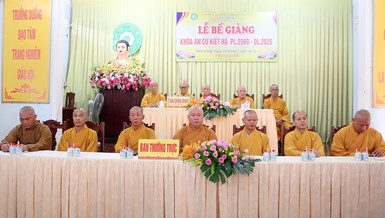 Chư tôn đức chứng minh buổi lễ