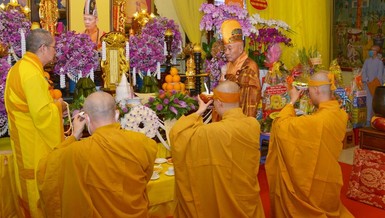 Lễ cung tiến Giác linh Hòa thượng Thích Hạnh Thu nhân tuần chung thất 