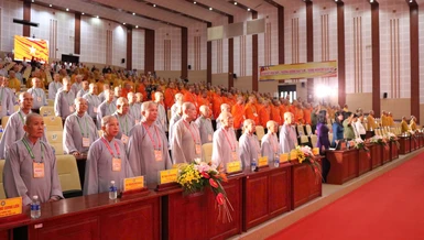 Đại hội đại biểu Phật giáo tỉnh Vĩnh Long làm việc phiên đầu tiên - Ảnh: Pháp Trí/BGN