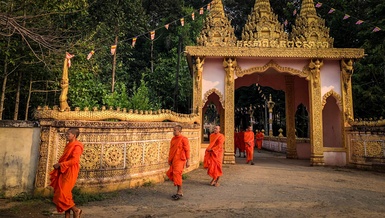 Niềm vui bao trùm lên hầu hết các ngôi chùa Khmer ở Trà Vinh