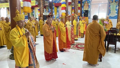 Chùa Đức Phú (H.Nhà Bè) hoàn đàn Dược Sư cầu nguyện bình an