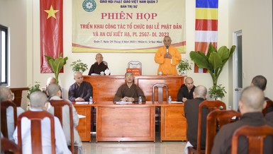 Phiên họp mở rộng của Ban Trị sự Phật giáo Q.7 tại Long Hoa cổ tự 