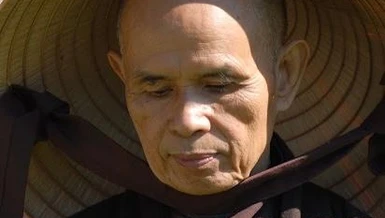 [Video] Thiền sư Thích Nhất Hạnh - Người mang Chánh niệm đi vào đời