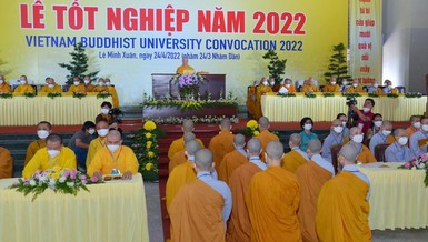 Đại diện Tăng Ni sinh viên, học viên phát biểu cảm tưởng, tri ân - Ảnh: Bảo Toàn/BGN