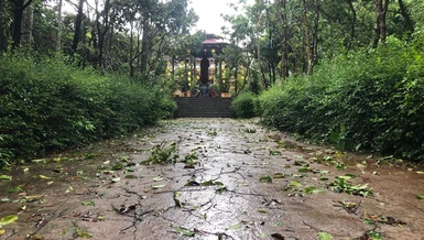 Ghi nhận cảnh tại chùa Bảo Lâm, phường Đúc, thành phố Huế sáng 28-9