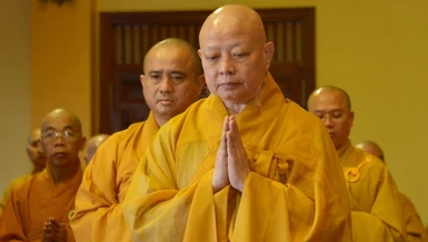 [TRỰC TUYẾN] Hòa thượng Thích Lệ Trang thuyết giảng: "Quy y Tam bảo và thọ trì Năm giới"