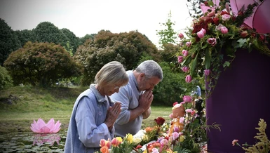 Ảnh minh họa: Làng Mai