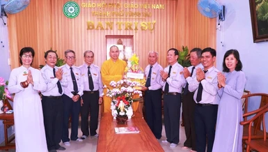 Thăm, chúc Tết đến chư tôn đức tại Ban Trị sự GHPGVN tỉnh - chùa Từ Quang