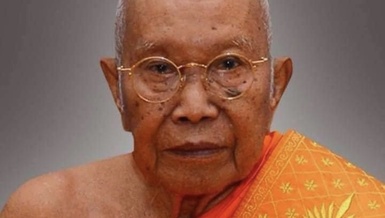 Đức Đại lão Hòa thượng Tep Vong, Tăng vương Phật giáo Campuchia vừa viên tịch, thượng thọ 93 tuổi.