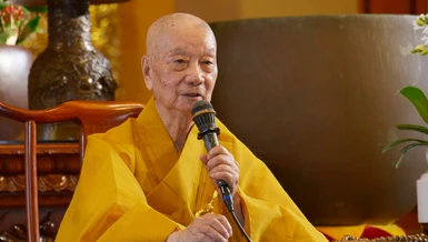 [Video] Đức Pháp chủ GHPGVN nói về sự biến động trên mạng xã hội và thái độ của người tu