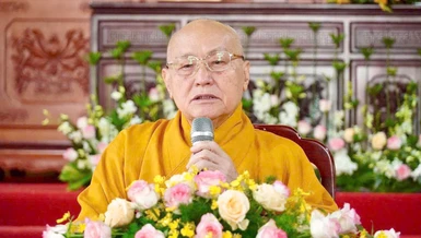 Trưởng lão Hòa thượng Thích Nhật Quang, Ủy viên Thường trực Hội đồng Chứng minh, Trưởng ban Quản trị Thiền phái Trúc Lâm VN