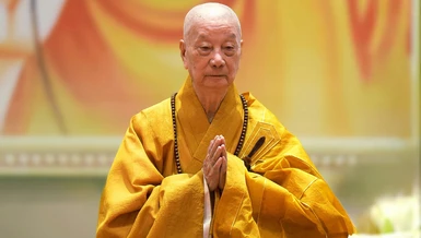 [TRỰC TUYẾN] Đại lão Hòa thượng Thích Trí Quảng thuyết giảng: "Học tập hạnh buông xả để sống an lạc hơn"