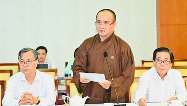 Thượng tọa Thích Tâm Hải, Tổng Biên tập Báo Giác Ngộ phát biểu tại Hội nghị tổng kết công tác báo chí, xuất bản năm 2025 và triển khai nhiệm vụ năm 2026 - Ảnh: Việt Dũng