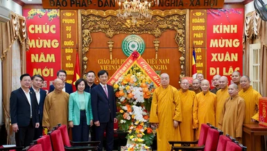 Phái đoàn lãnh đạo Thành ủy TP.Hà Nội chúc Tết chư tôn đức lãnh đạo Giáo hội, tại chùa Quán Sứ