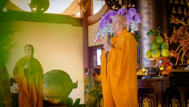 [Video] Hòa thượng Thích Lệ Trang giải thích về Pháp hội Dược Sư