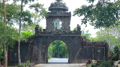 Tam quan Ni viện Diệu Viên