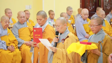 Sư cô Thích nữ Quảng Hiếu dâng lời cảm niệm và phát nguyện nhận nhiệm vụ trụ trì chùa Ưu Đàm (P.Hiệp Bình Chánh, TP.Thủ Đức)
