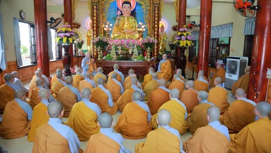 Lễ Tự tứ tại Ni viện Phước Long