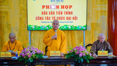 Thượng tọa Thích Tĩnh Triệt, Ủy viên Hội đồng Trị sự, Trưởng ban Trị sự GHPGVN tỉnh Đồng Tháp phát biểu chỉ đạo tại buổi họp 