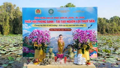 Ban Trị sự GHPGVN tỉnh Đồng Tháp tổ chức pháp hội phóng sanh và thả cá tái tạo nguồn lợi thủy sản tại Khu di tích Gò Tháp