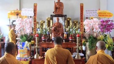 Môn đồ pháp quyến vân tập tưởng niệm húy nhật Đại lão Hòa thượng Thích Đạt Thanh