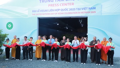 Khai trương Trung tâm báo chí phục vụ Đại lễ Vesak Liên Hiệp Quốc 2025 - Ảnh: Trung Thắng
