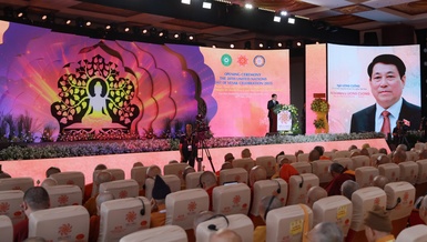 Lễ khai mạc Đại lễ Vesak Liên Hiệp Quốc 2025 tại TP.HCM chính thức diễn ra với chủ đề “Đoàn kết và bao dung vì nhân phẩm con người: Tuệ giác Phật giáo vì Hòa bình thế giới và Phát triển bền vững” vào sáng nay, ngày 6-5 - Ảnh: Phùng Anh Quốc